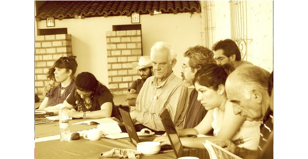 Jean Robert en un taller preparativo de una sesión del Tribunal Permanente de los Pueblos en San Isidro, Jalisco, 2013. Foto: Daniela Garrido