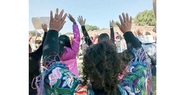 Saludo a la madre Tierra en el Encuentro Internacional de Mujeres que Luchan por la Vida, municipio Juan. C. Bonilla, Puebla. Foto: Guardianes del Río Metlanapa