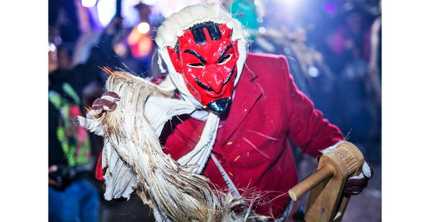 El Doctor, antes Pueblo Minero, Cadereyta, Sierra Gorda, Querétaro: festividad de “quema de diablos”. Fotos: Jerónimo Palomares