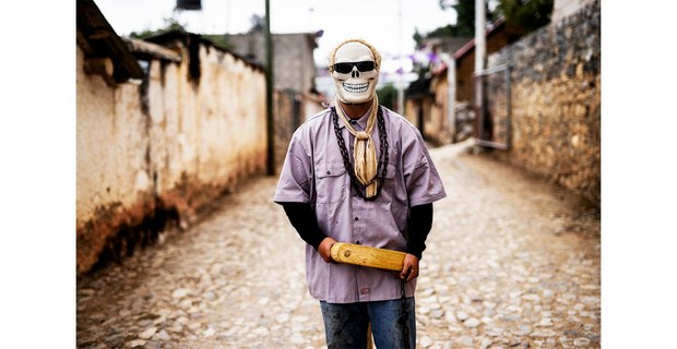 El Doctor, antes Pueblo Minero, Cadereyta, Sierra Gorda, Querétaro: festividad de “quema de diablos”. Fotos: Jerónimo Palomares