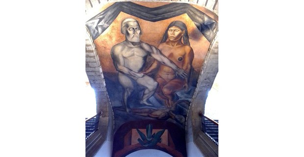 Luz Jiménez en el mural Cortés y La Malinche, Colegio de San Ildefonso, CDMX. Por José Clemente Orozco